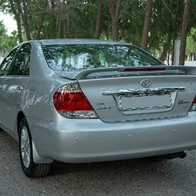Toyota Camry 2004