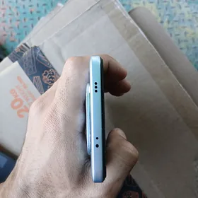Redmi 15pro 8.256 5G