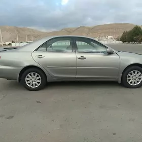 Toyota Camry 2004