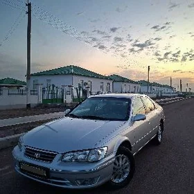 Toyota Camry 2000