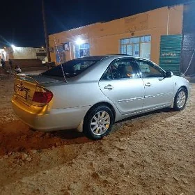 Toyota Camry 2005