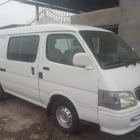 Toyota Hiace 2008