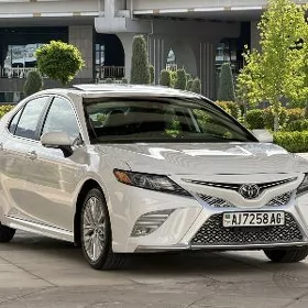 Toyota Camry 2020