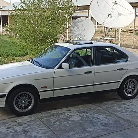 BMW 525 1990