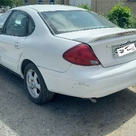 Ford Taurus 2003