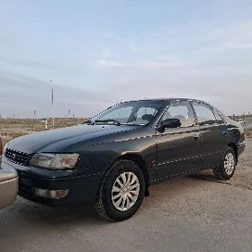Toyota Corona 1995