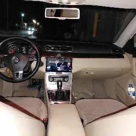 Volkswagen Passat 2011