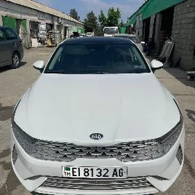 Kia K5 2021