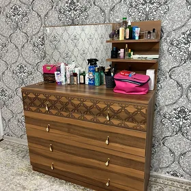 Ayna mebel komod