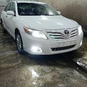Toyota Camry 2010