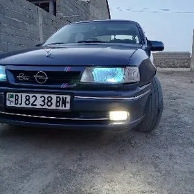 Opel Vectra 1992