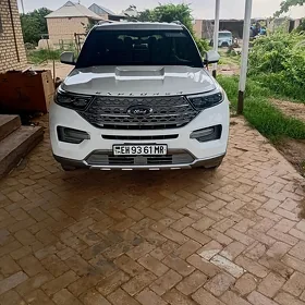 Ford Explorer 2021