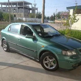Opel Astra 2000