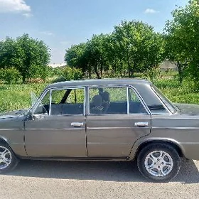Lada 2106 1987