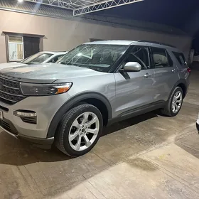 Ford Explorer 2021