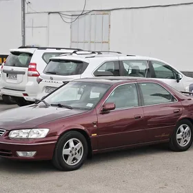 Toyota Camry 2000