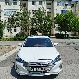 Hyundai Elantra 2020