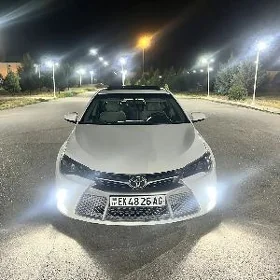 Toyota Camry 2016