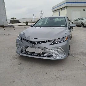 Toyota Camry 2024