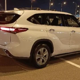 Toyota Highlander 2020