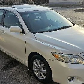 Toyota Camry 2011