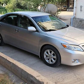 Toyota Camry 2010