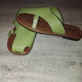 женские шлепки