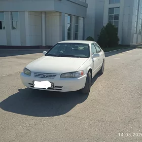 Toyota Camry 1998