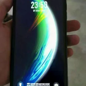 Infinix smart 8pro 8.256
