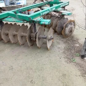 MTZ 80 2004