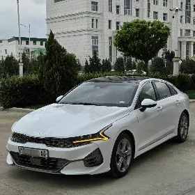 Kia K5 2021