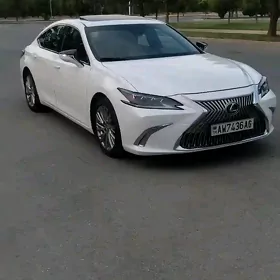 Lexus ES 350 2022