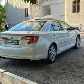 Toyota Camry 2014