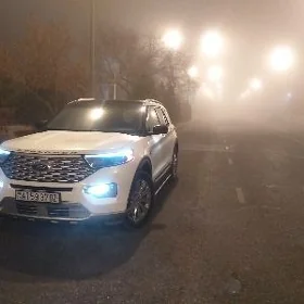 Ford Explorer 2021