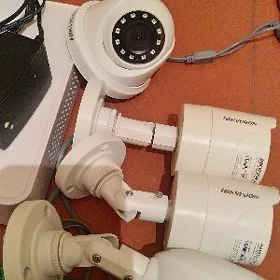 KOMPLEKT 4 KAMERA AHD