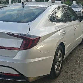 Hyundai Sonata 2021