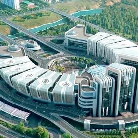 Moll, 5 etaj, 4 kom, 321m²