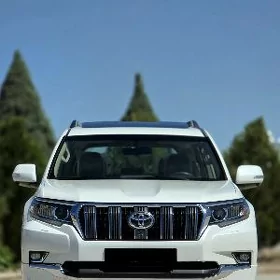 Toyota Land Cruiser Prado 2022
