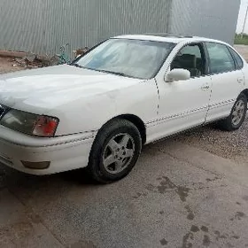 Toyota Avalon 1999