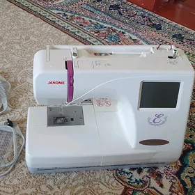 JANOME