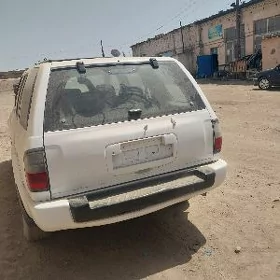 Nissan Pathfinder 1998