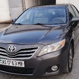 Toyota Camry 2010