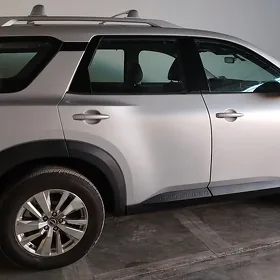 Nissan Pathfinder 2023