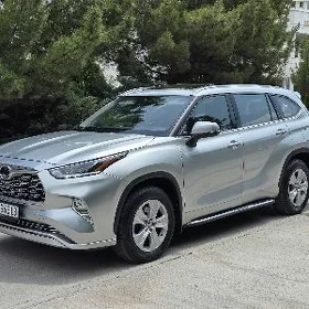 Toyota Highlander 2021