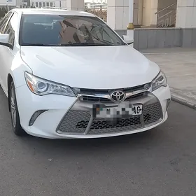 Toyota Camry 2017