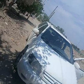 Toyota Sienna 2002