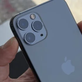 iPhone 11 pro 64gb