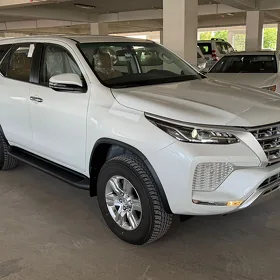 Toyota Fortuner 2025