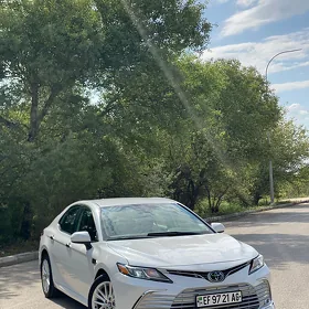 Toyota Camry 2022
