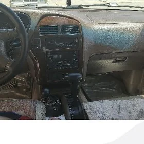 Nissan Pathfinder 2000